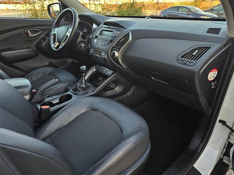 Hyundai IX35 1.7 CRDI* XPOSSIBLE* FACE, снимка 11 - Автомобили и джипове - 52738712