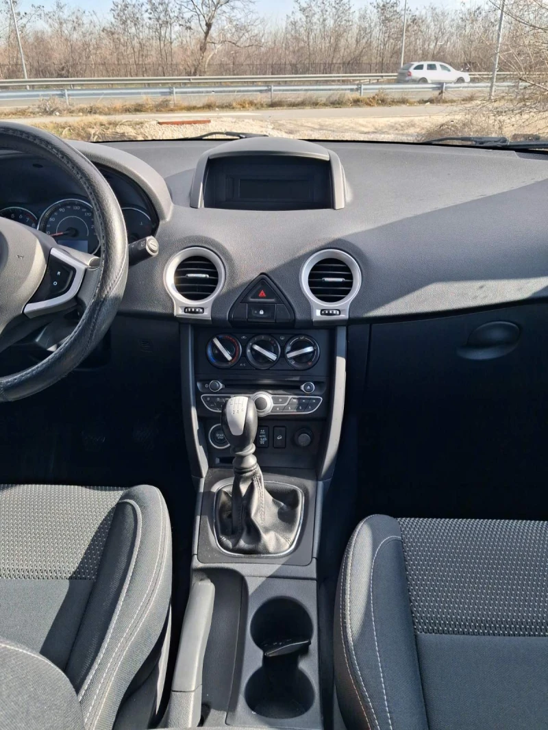 Renault Koleos, снимка 10 - Автомобили и джипове - 53394231