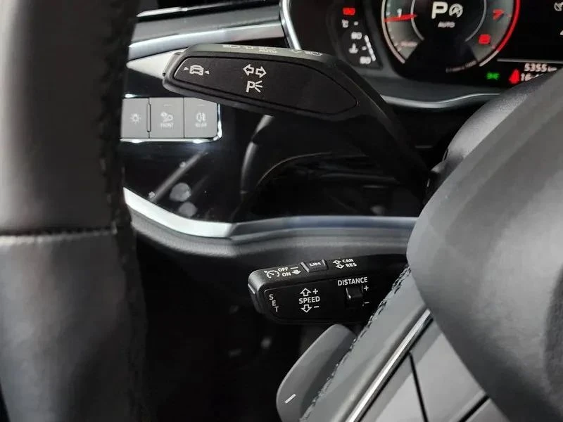 Audi Q3, снимка 14 - Автомобили и джипове - 56706943
