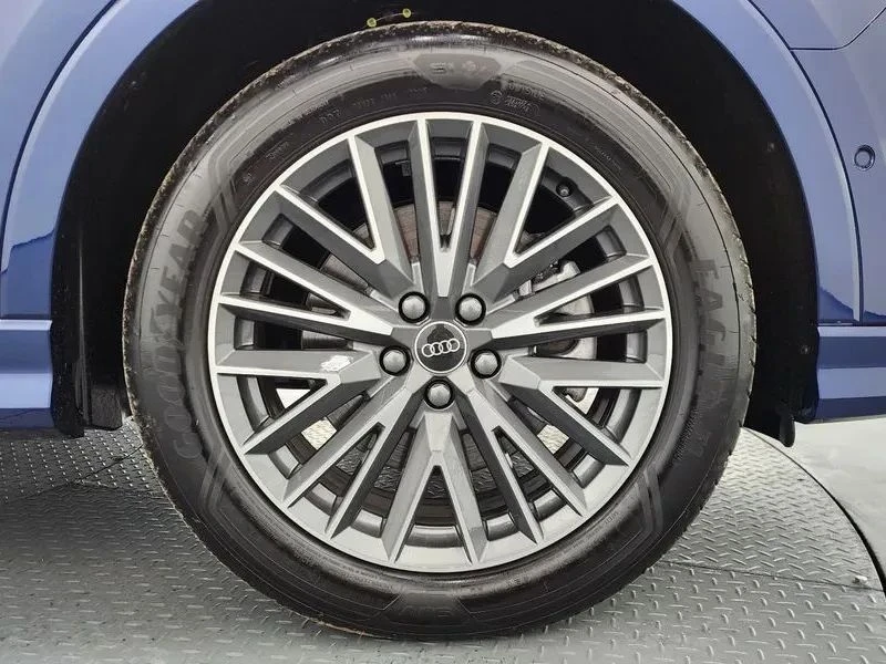 Audi Q3, снимка 5 - Автомобили и джипове - 56706943