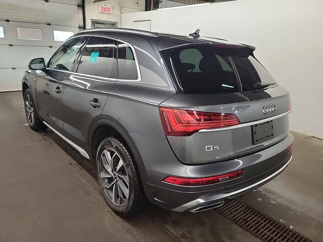 Audi Q5 * CARFAX * АВТО КРЕДИТ * ЦЕНА ДО БГ! - изображение 6