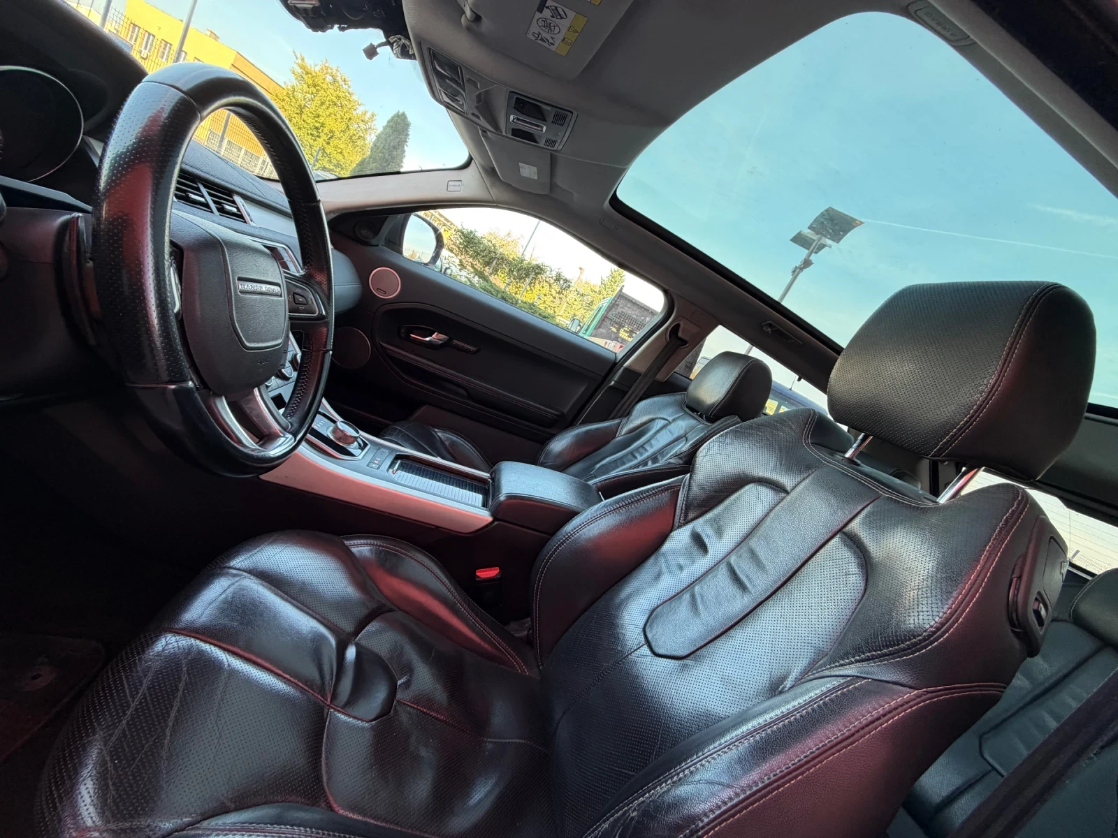 Land Rover Range Rover Evoque 2.2D* Панорама* Автоматик - изображение 9