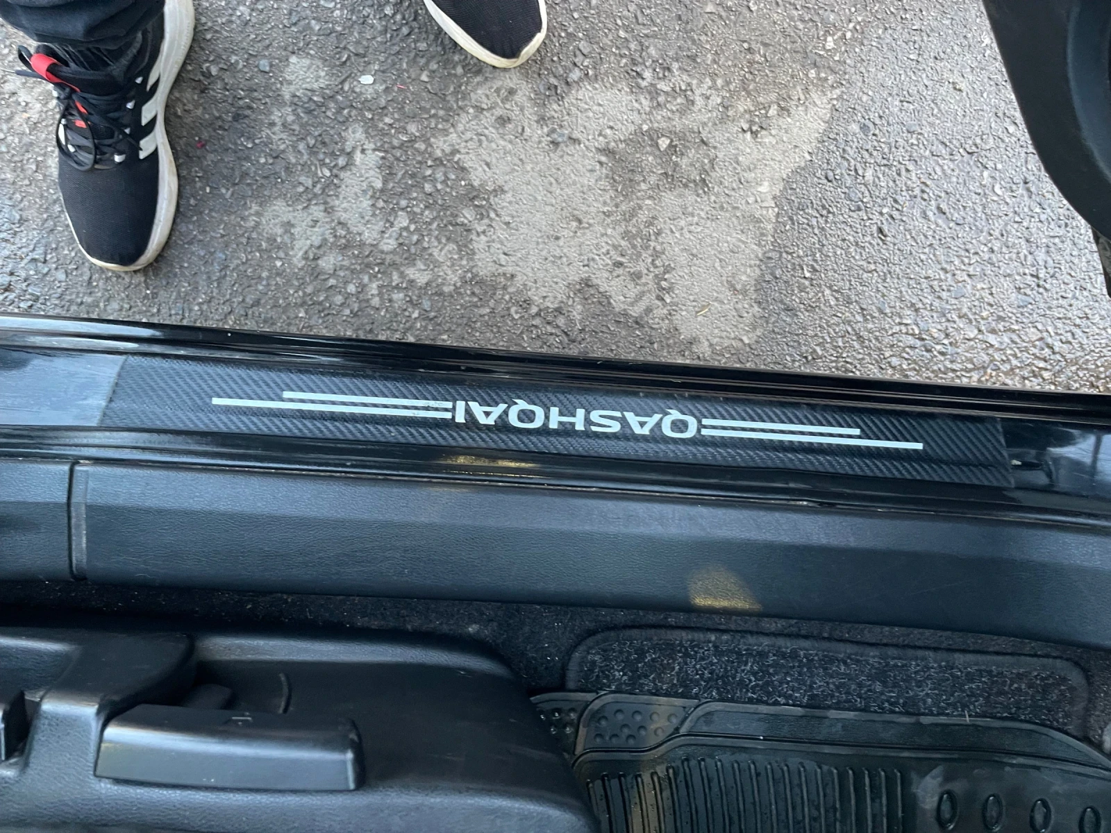 Nissan Qashqai, снимка 8 - Автомобили и джипове - 53866804