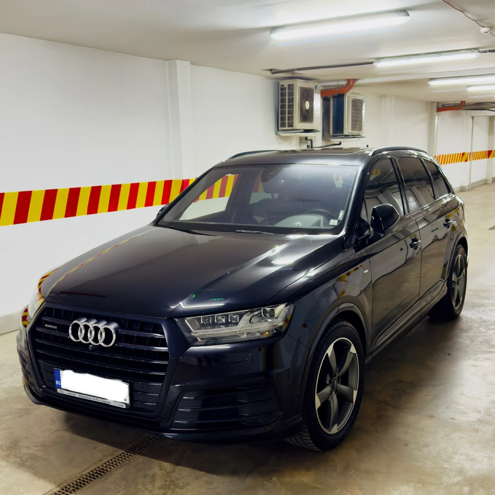 Audi Q7 3.0 TDI S-Line, снимка 2 - Автомобили и джипове - 54055860