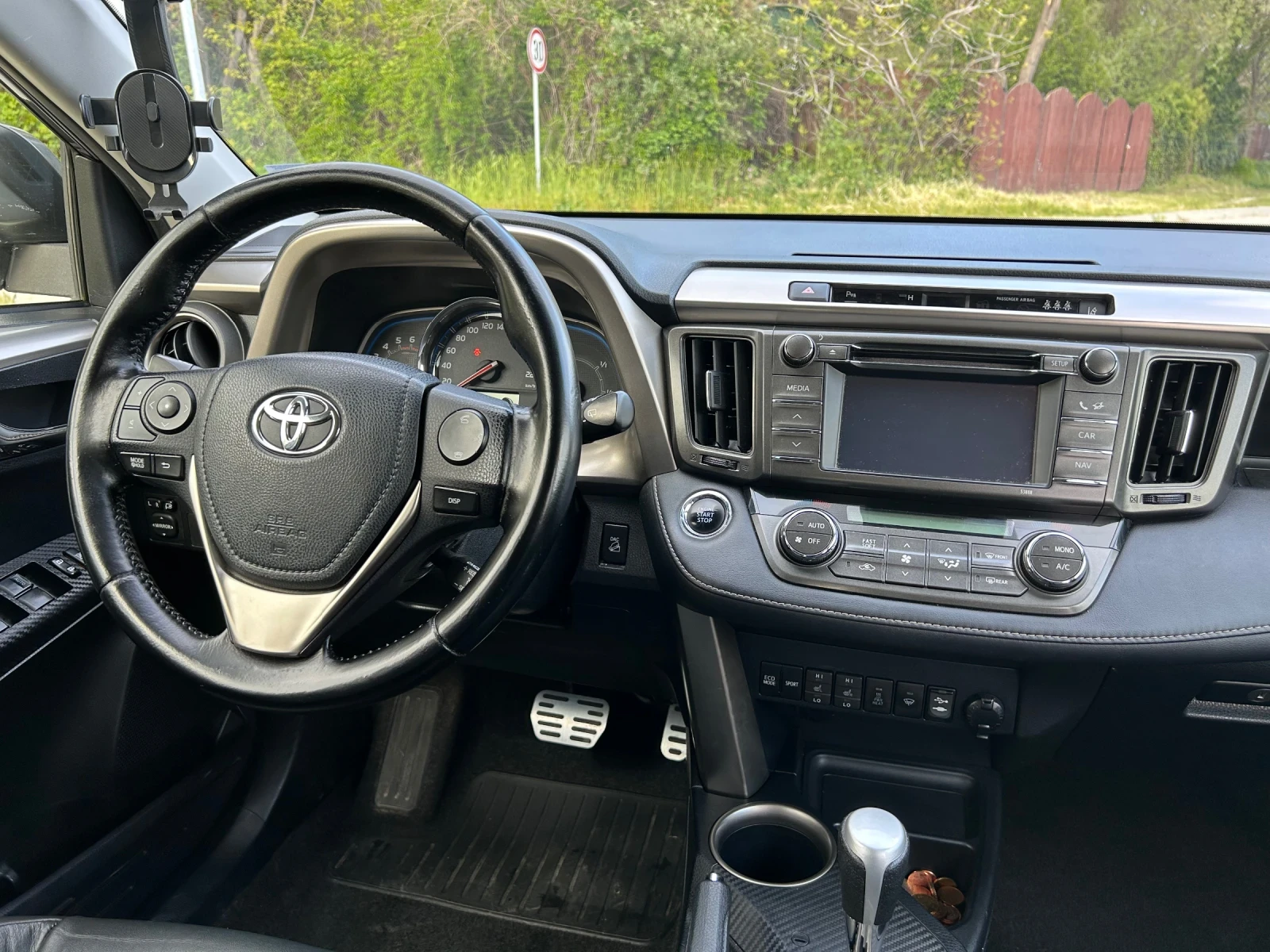 Toyota Rav4 2.2 АВТОМАТ 4х4, снимка 9 - Автомобили и джипове - 54459515
