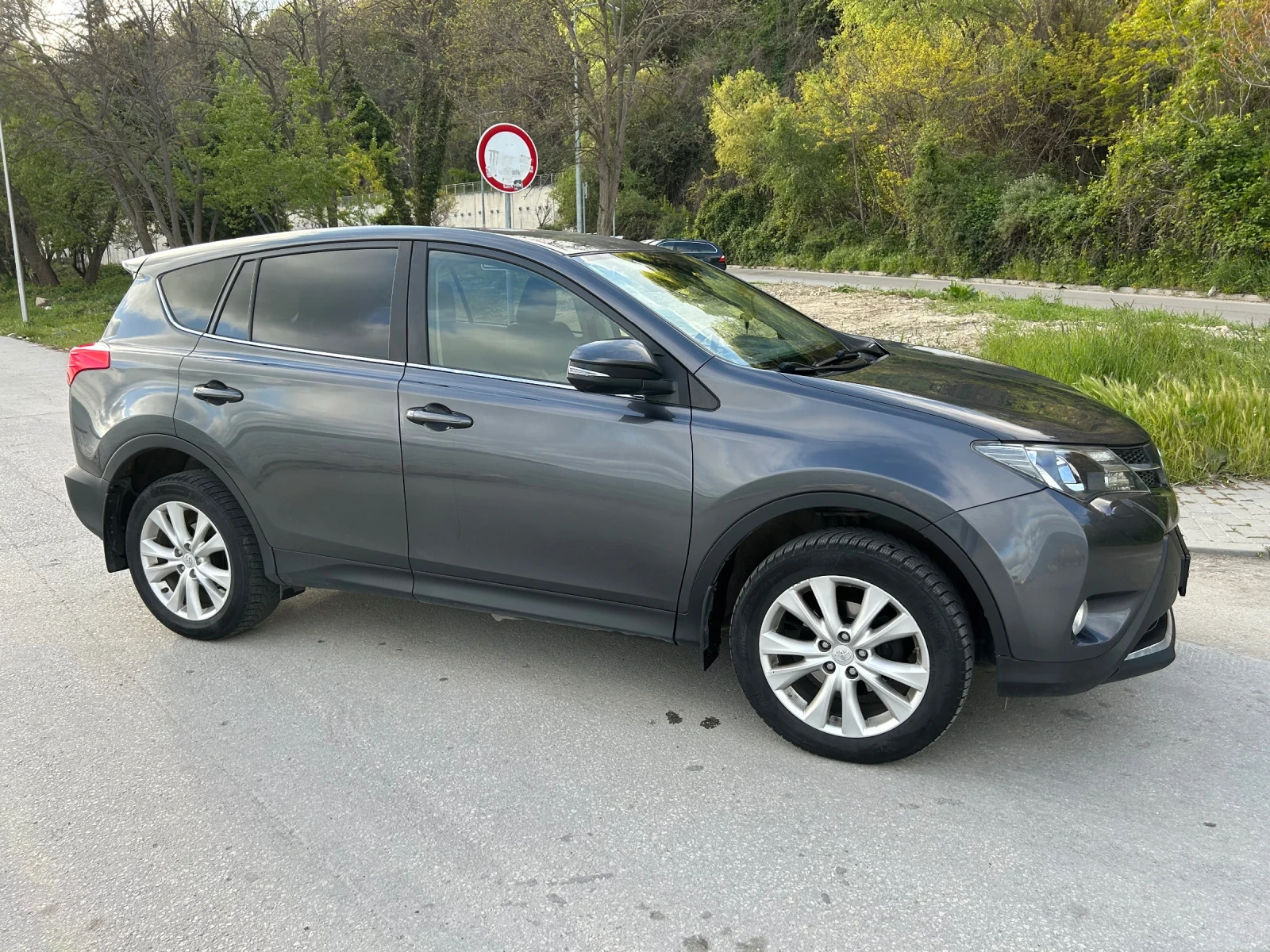 Toyota Rav4 2.2 АВТОМАТ 4х4, снимка 5 - Автомобили и джипове - 54459515