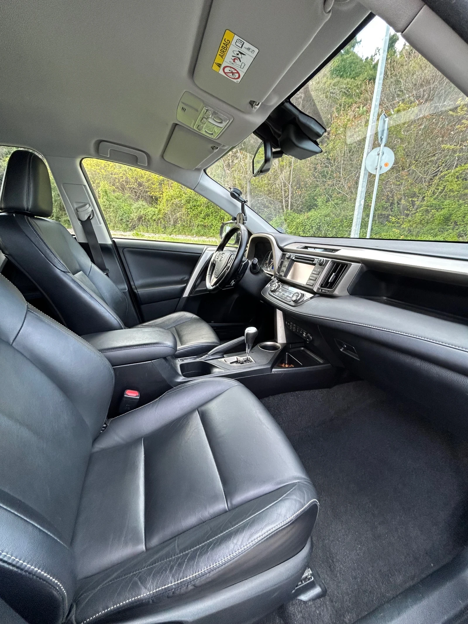 Toyota Rav4 2.2 АВТОМАТ 4х4, снимка 12 - Автомобили и джипове - 54459515