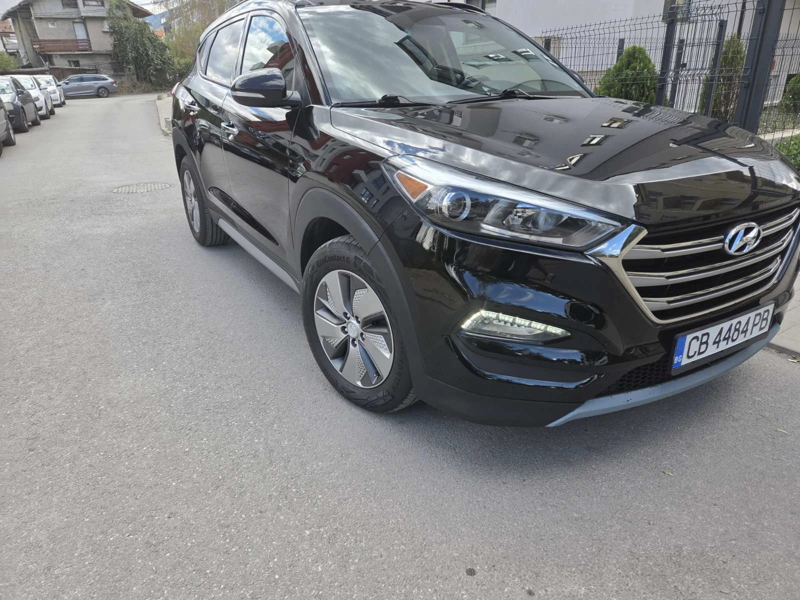 Hyundai Tucson 1, 6 GDI, снимка 5 - Автомобили и джипове - 55782131
