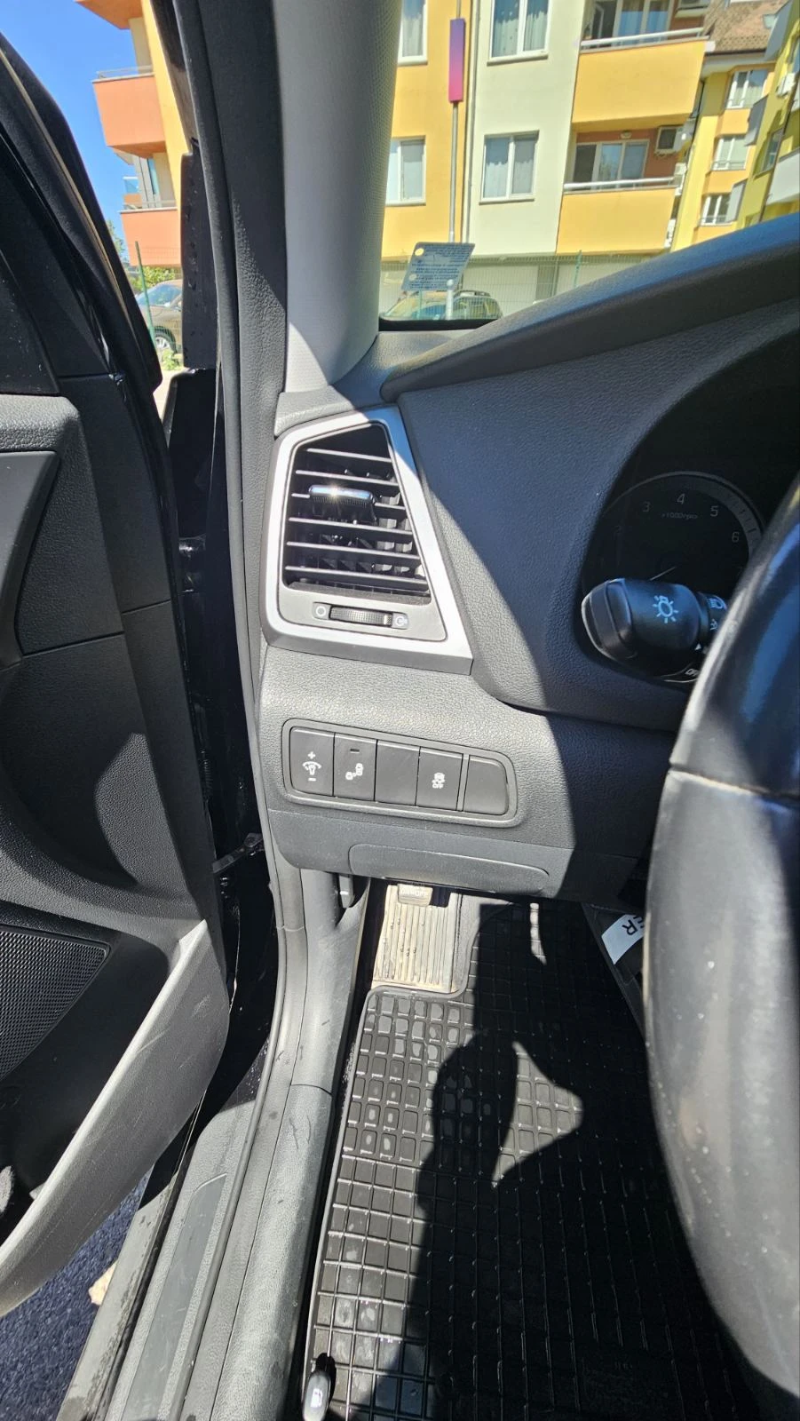 Hyundai Tucson 1, 6 GDI, снимка 4 - Автомобили и джипове - 55680393
