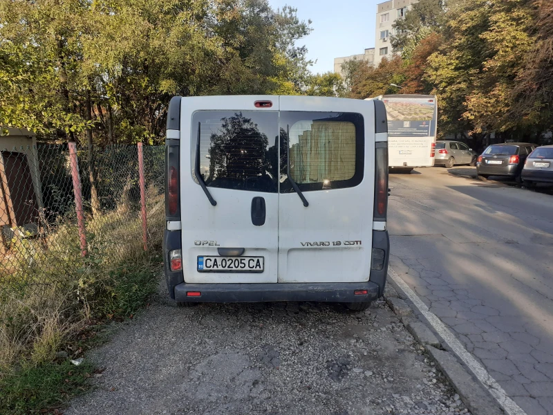 Opel Vivaro, снимка 2 - Бусове и автобуси - 52420362
