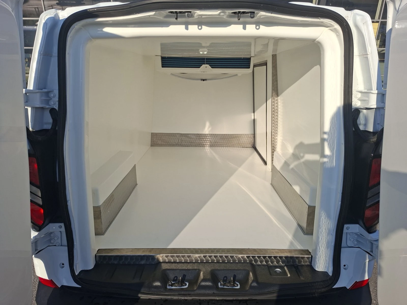 Ford Transit Custom ХЛАДИЛЕН, снимка 10 - Бусове и автобуси - 55466455