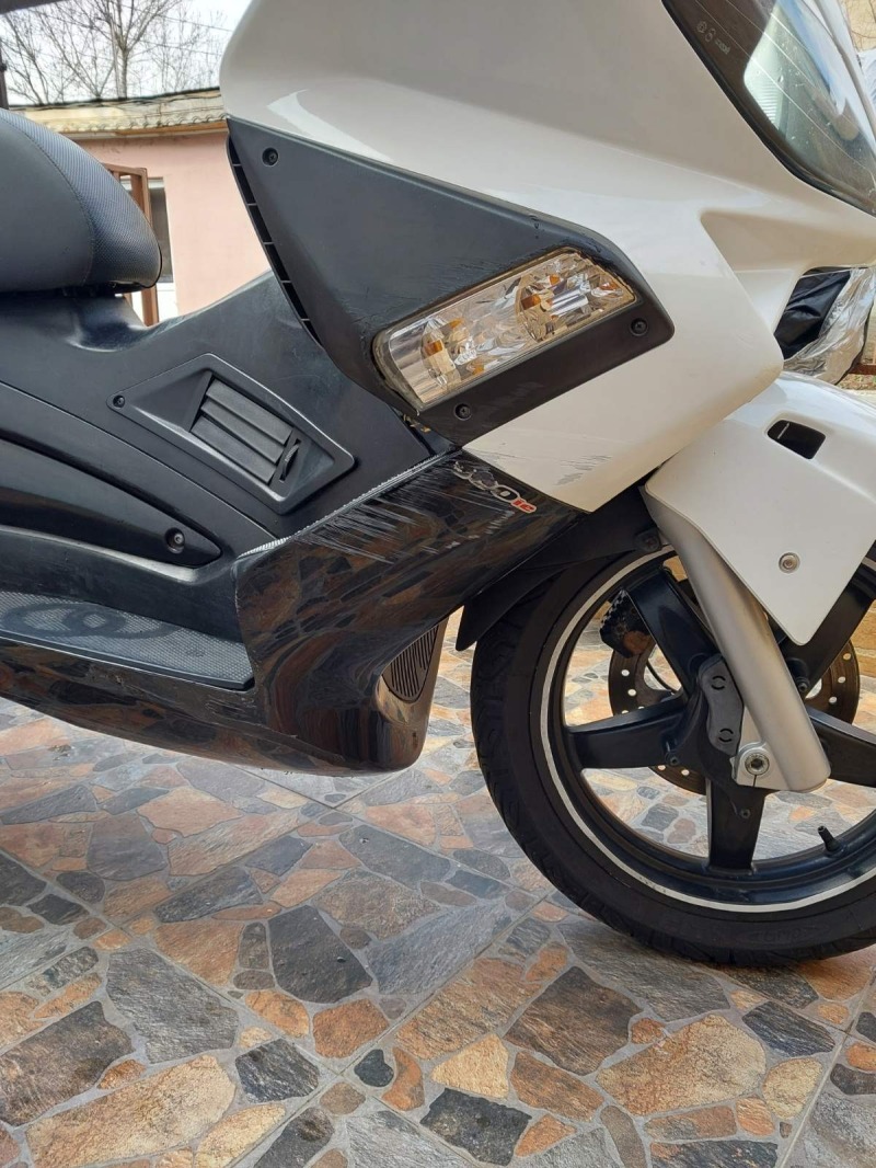 Gilera Nexus 300, снимка 7 - Мотоциклети и мототехника - 44671516