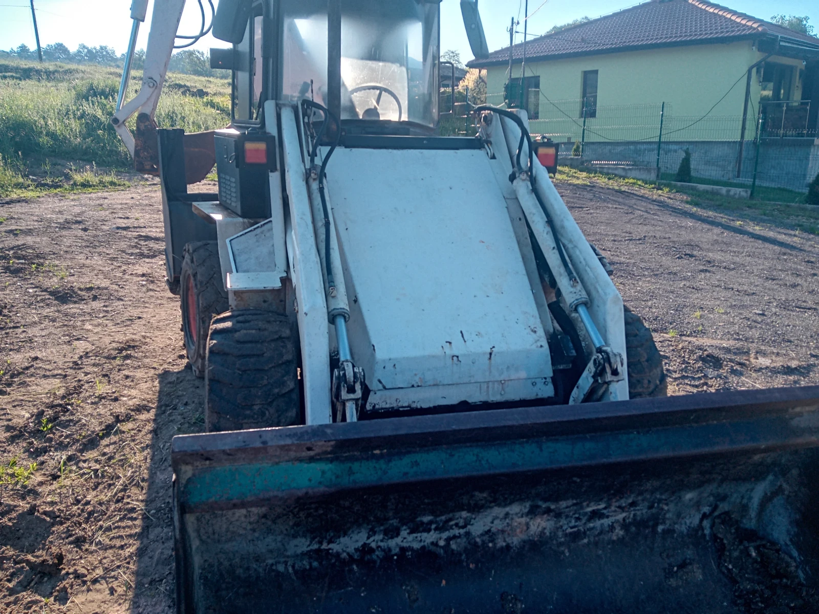 Багер Bobcat TL 2400, снимка 4 - Индустриална техника - 54685093
