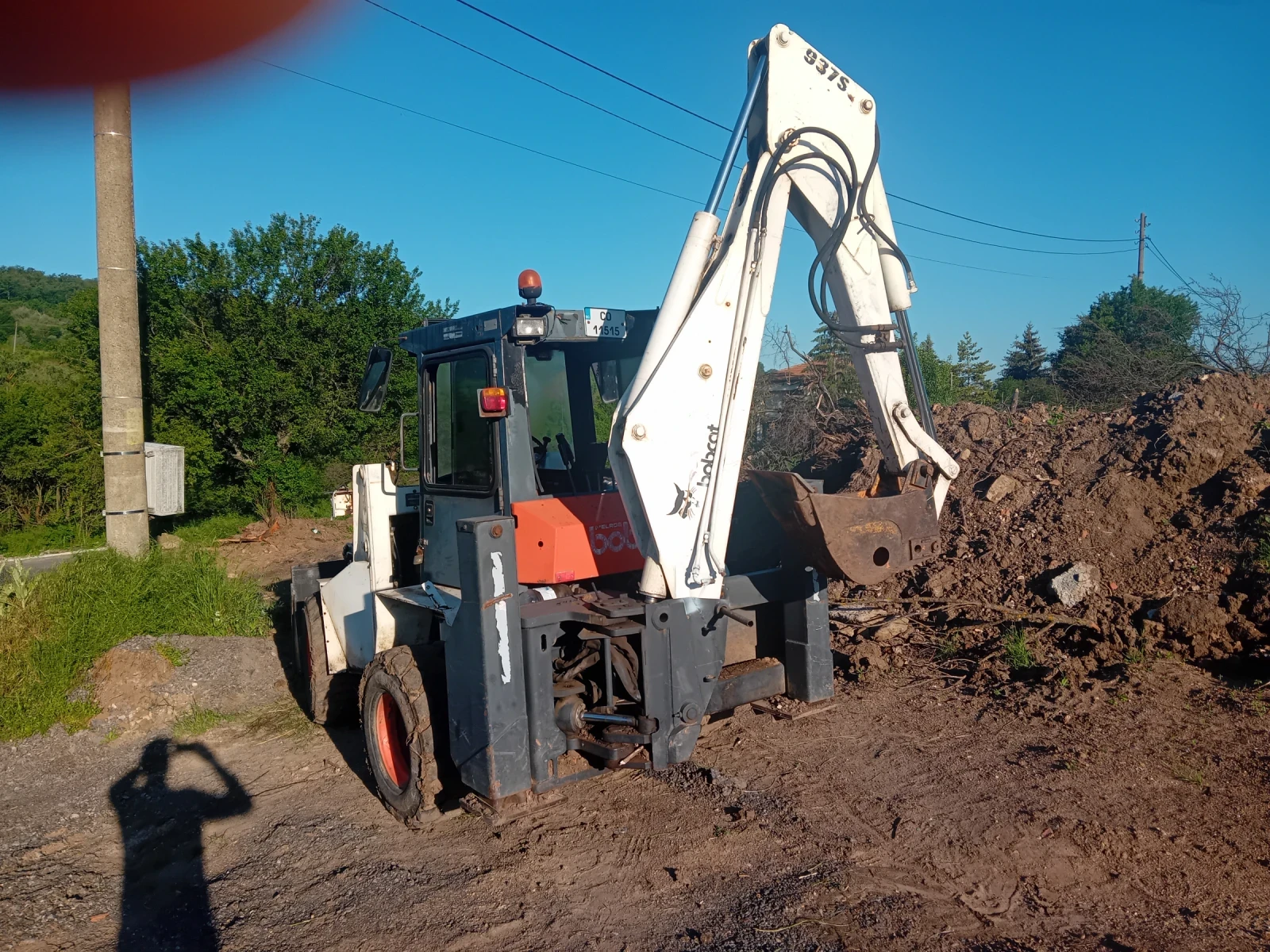 Багер Bobcat TL 2400, снимка 2 - Индустриална техника - 54685093