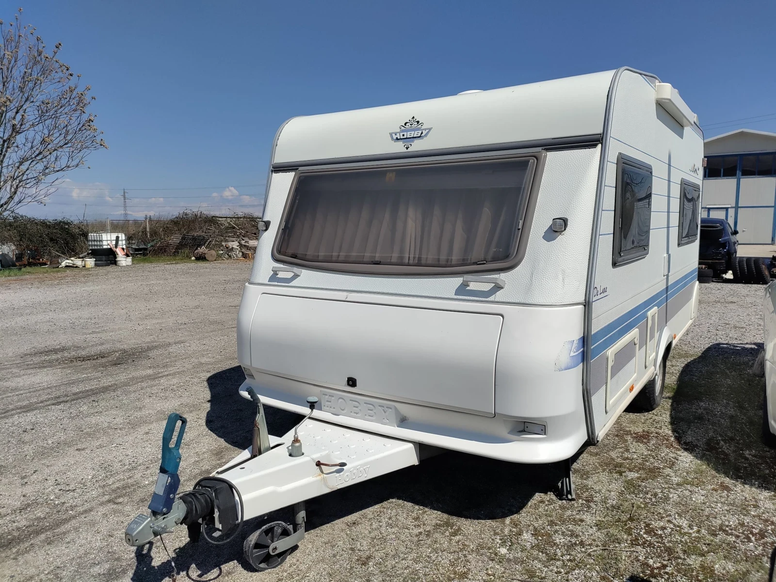 Каравана Hobby DeLuxe 440 Бойлер Душ Форселт Соларна Система, снимка 3 - Каравани и кемпери - 54097450