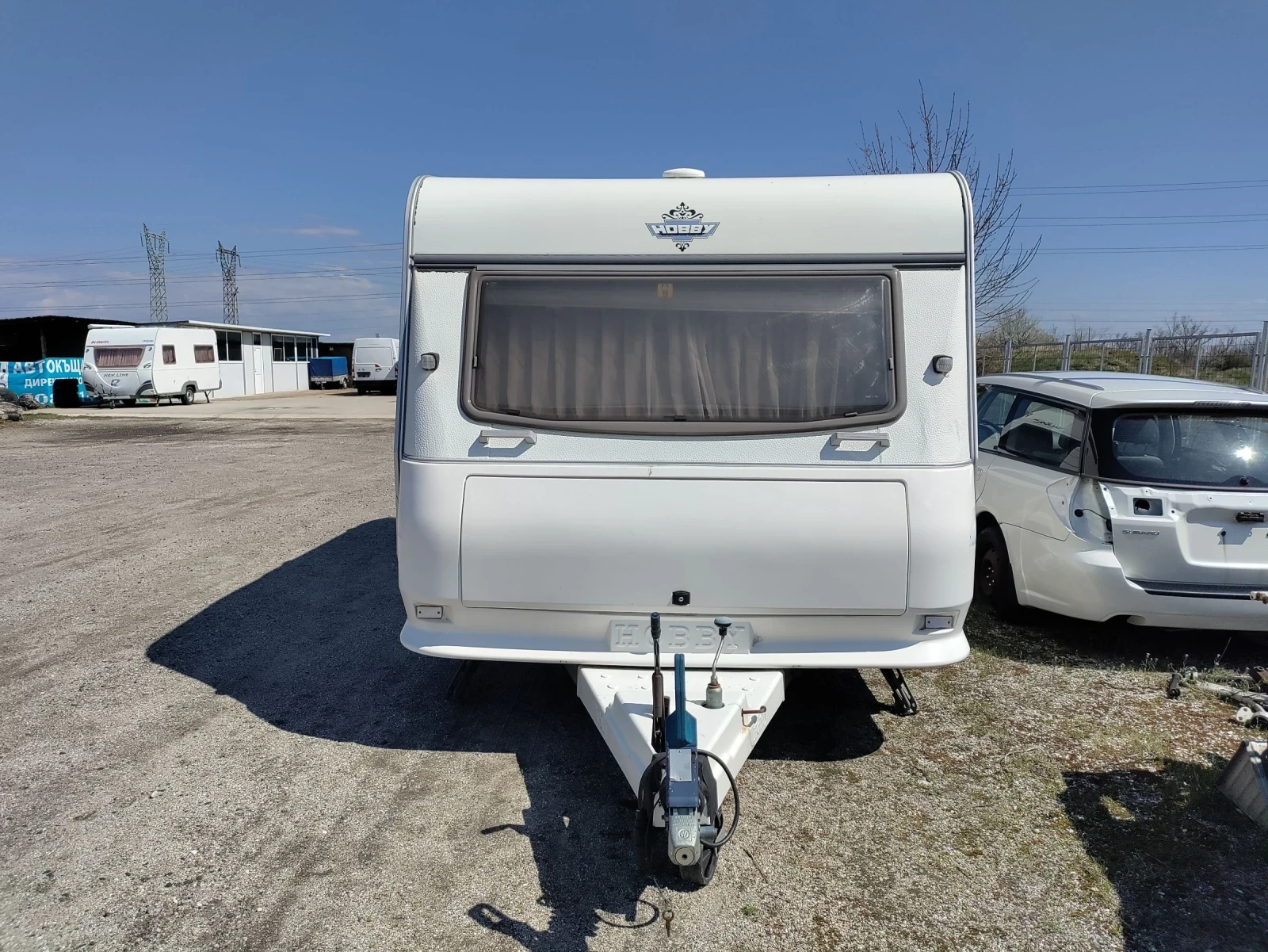 Каравана Hobby DeLuxe 440 Бойлер Душ Форселт Соларна Система, снимка 2 - Каравани и кемпери - 54097450