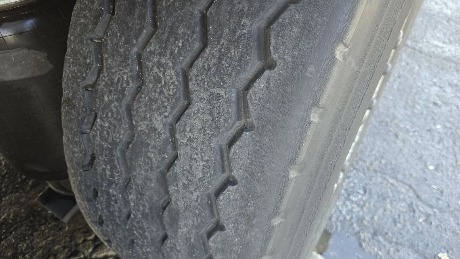  Schmitz  | Mobile.bg   17