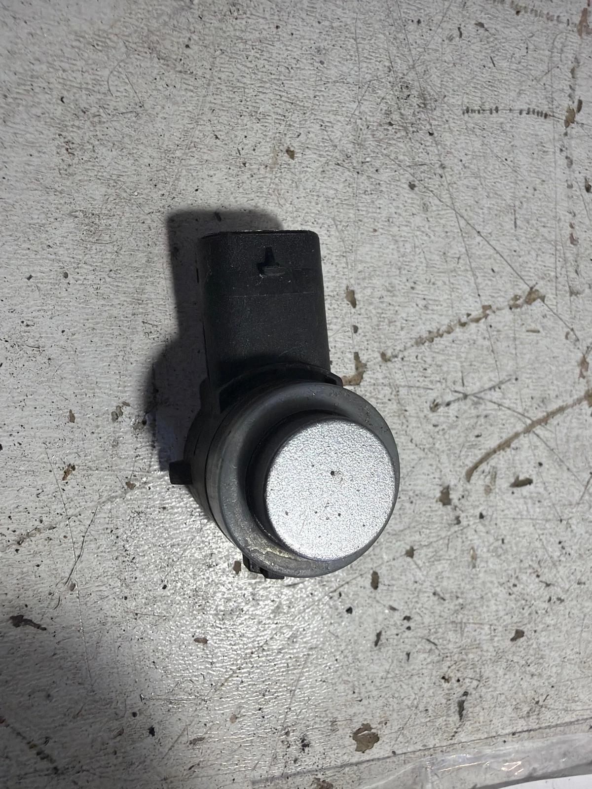 датчик за парктроник 5Q0919275B сив VW Passat