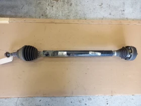 Полуоска предна дясна Фолксваген Голф 7 1.4TGI