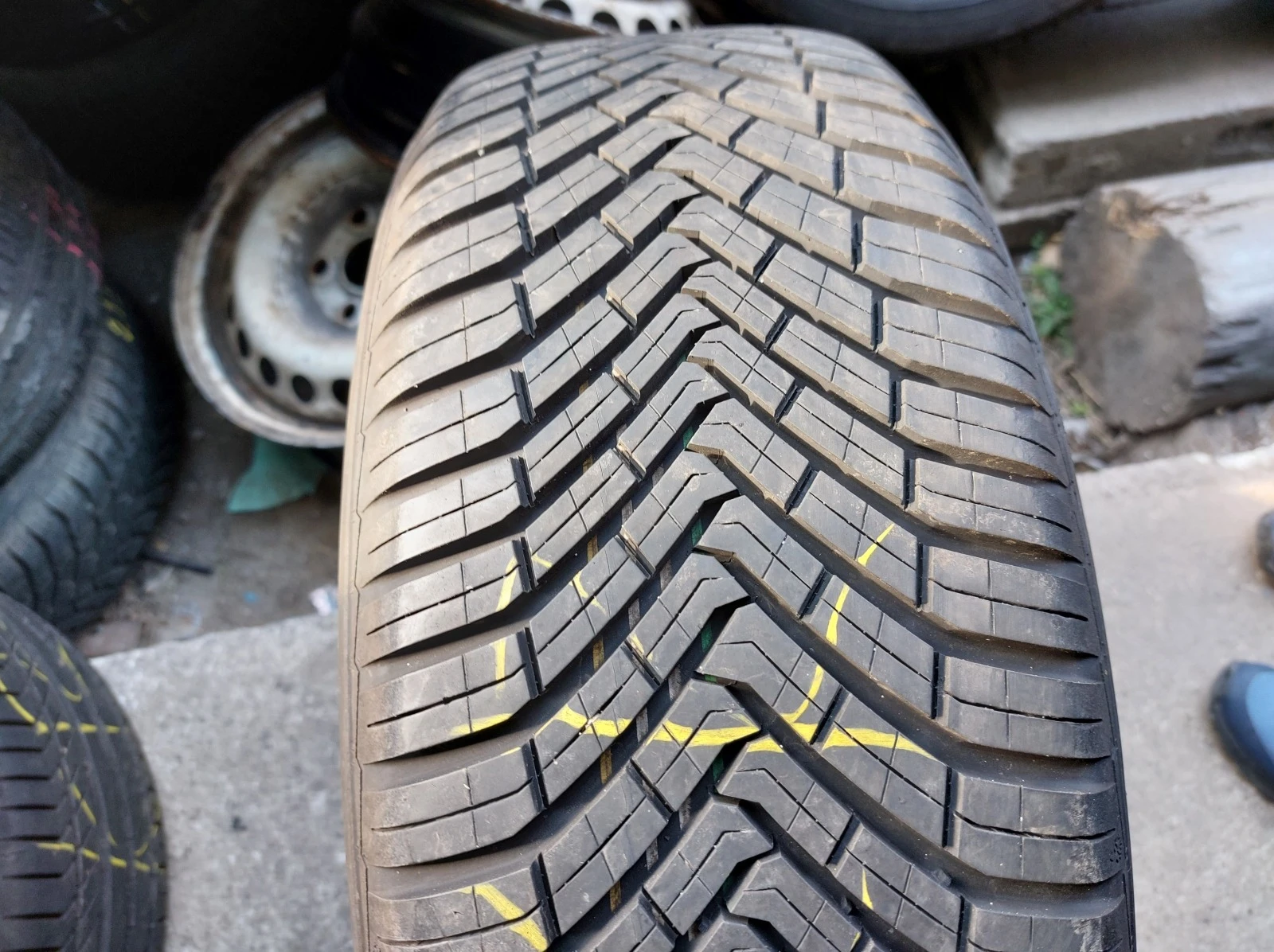 ���� 205/55R16 | Mobile.bg � ����������� 1