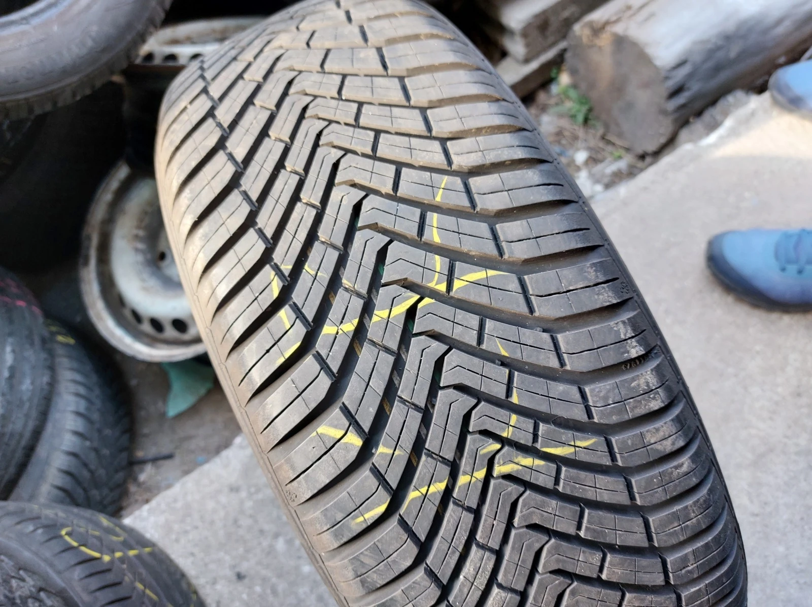���� 205/55R16 | Mobile.bg � ����������� 2