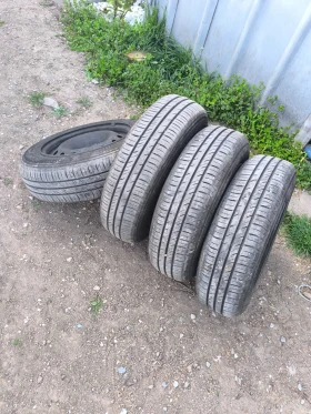 Гуми с джанти Kumho 165/70R14, снимка 1 - Гуми и джанти - 49508898