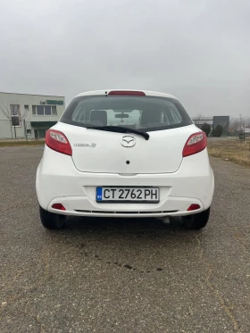 Mazda 2 1.4 дизел, снимка 6