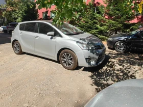Обява за продажба на Toyota Verso 2.0 D4D 6MT Skyview 6+ 1 места ~13 400 лв. - изображение 6