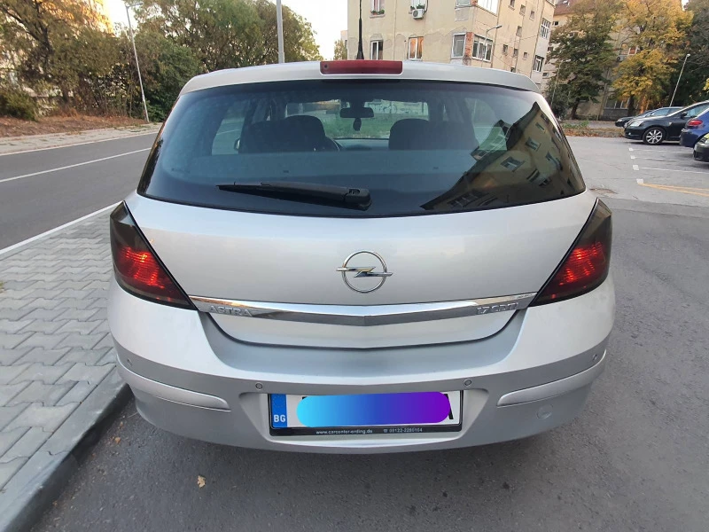 Opel Astra 1.7 cdti  ТОП състояние, снимка 9 - Автомобили и джипове - 38538638