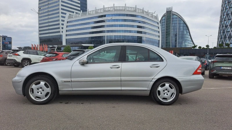 Mercedes-Benz C 320 4MATIC , снимка 2 - Автомобили и джипове - 45741867