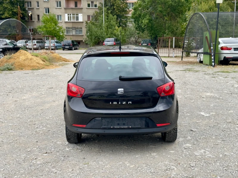 Seat Ibiza 1.4, снимка 6 - Автомобили и джипове - 47278619