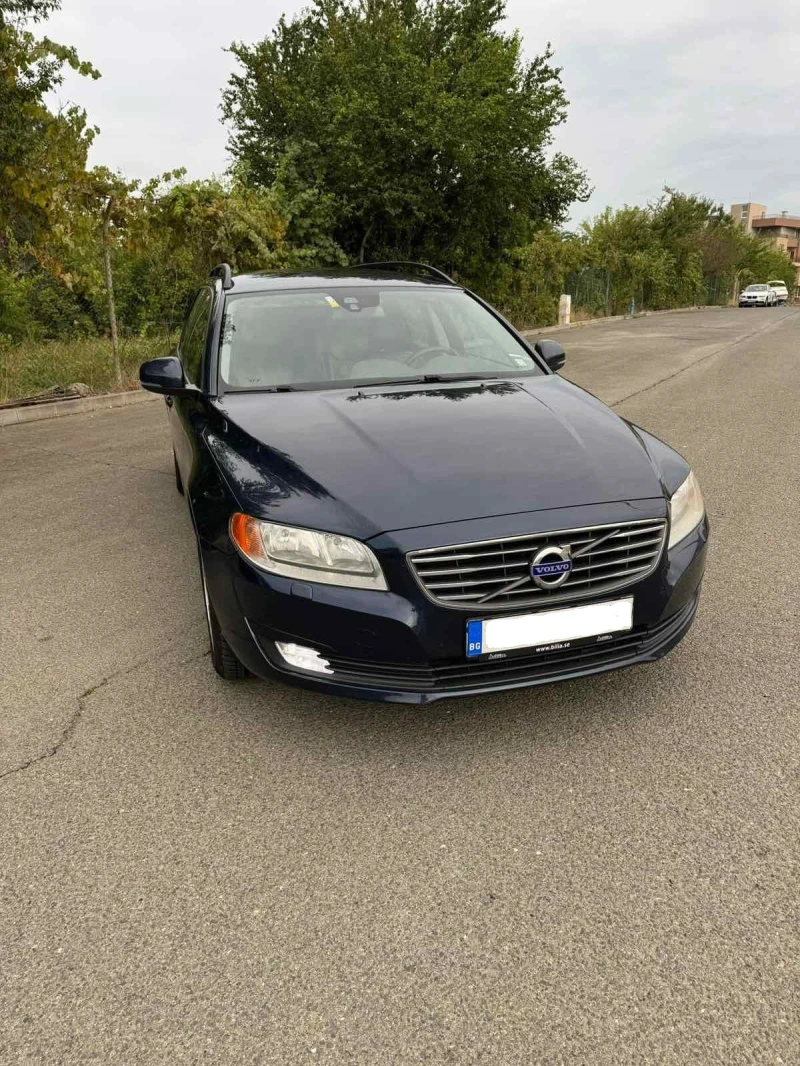 Volvo V70, снимка 3 - Автомобили и джипове - 48863528