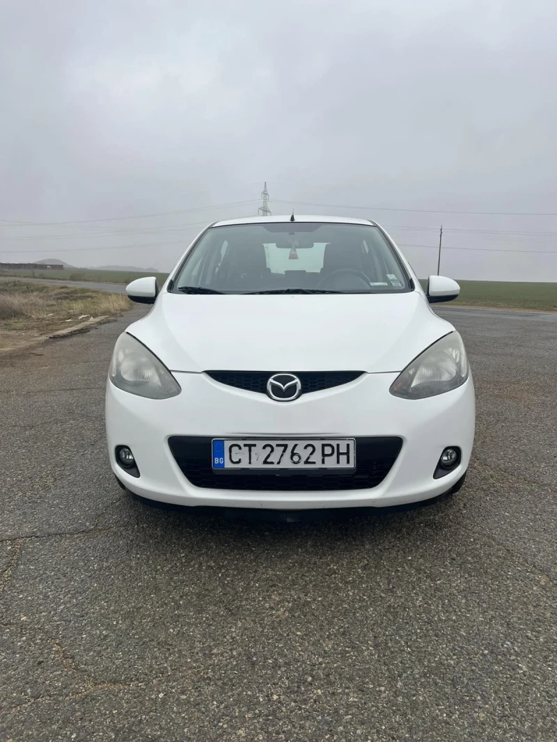 Mazda 2 1.4 дизел, снимка 5 - Автомобили и джипове - 48929466