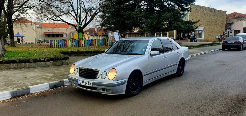 Mercedes-Benz E 220 Е220CDI 143HP, снимка 4 - Автомобили и джипове - 49257589