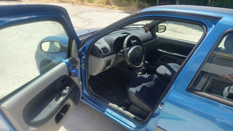 Renault Clio, снимка 5 - Автомобили и джипове - 51009278