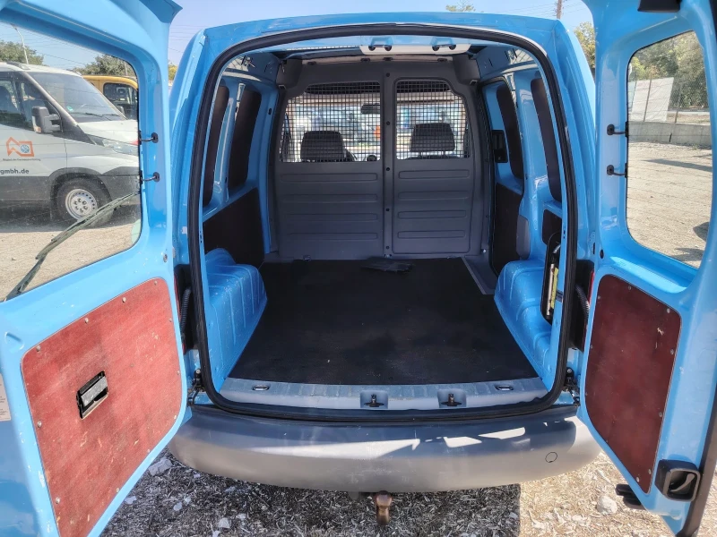 VW Caddy 1.9 TDI, снимка 3 - Автомобили и джипове - 51731485