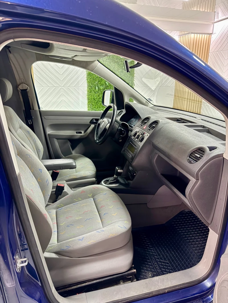 VW Caddy 1.9 TDI 105к.с, снимка 7 - Автомобили и джипове - 51926571