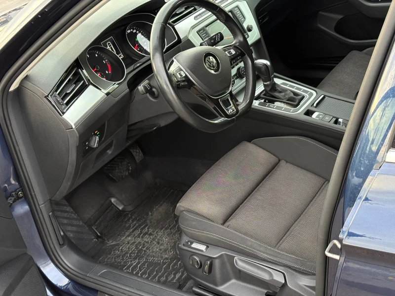 VW Passat Vw Passat* 2.0 tdi* МАСАЖ* АСС* DSG-6, снимка 8 - Автомобили и джипове - 52657853