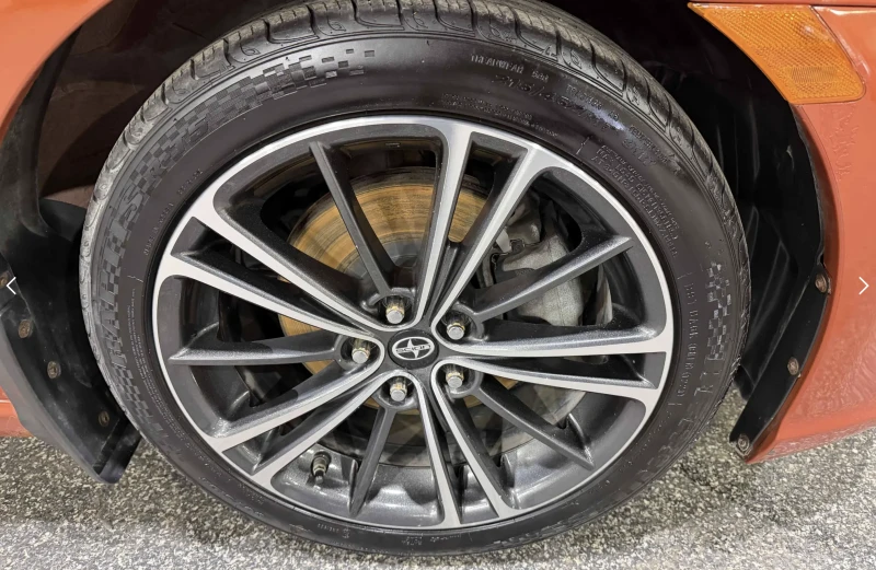 Toyota GT86 Scion FR-S, снимка 17 - Автомобили и джипове - 52651034