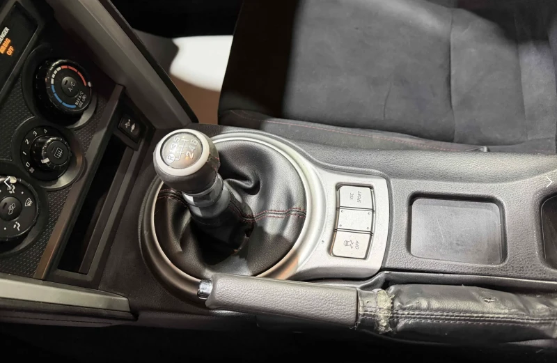 Toyota GT86 Scion FR-S, снимка 16 - Автомобили и джипове - 52651034