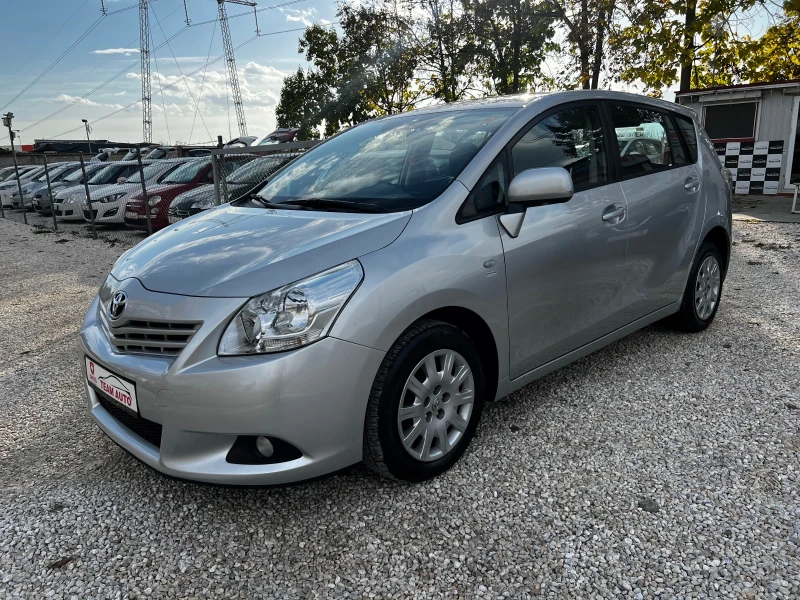 Toyota Verso 1.8i 6-speed EURO-5 CAMERA/NAVI, снимка 3 - Автомобили и джипове - 52854503