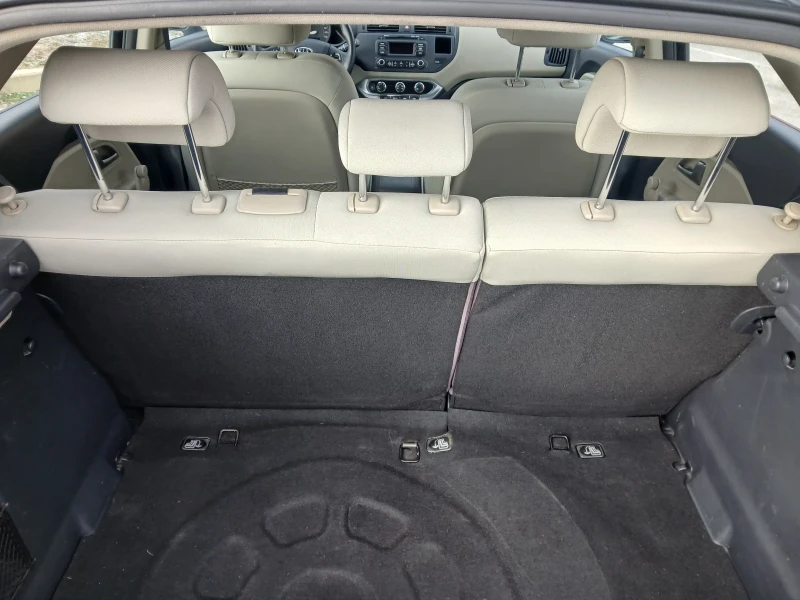 Kia Rio, снимка 7 - Автомобили и джипове - 53174321