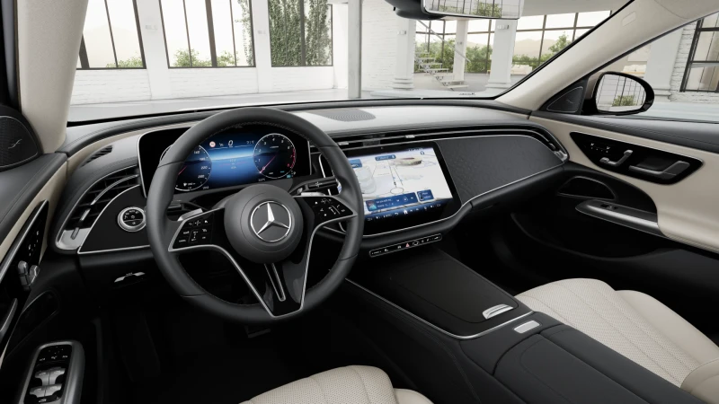 Mercedes-Benz E 200 4MATIC, снимка 8 - Автомобили и джипове - 53333981