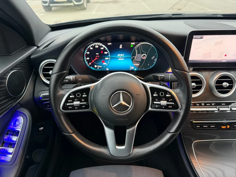 Mercedes-Benz C 220 CDI Facelift 4M Amg Line, снимка 8 - Автомобили и джипове - 53418739