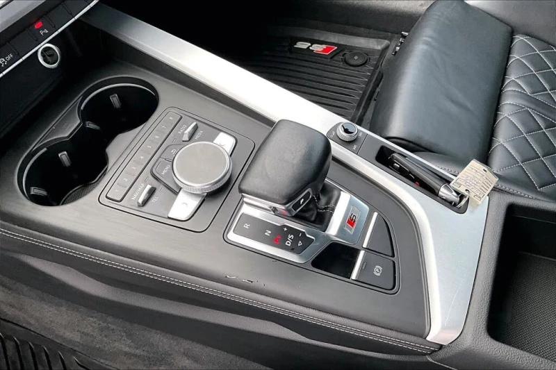 Audi S5 Progressive Coupe * AвтоКредит* (ЦЕНА ДО БГ), снимка 14 - Автомобили и джипове - 53444878