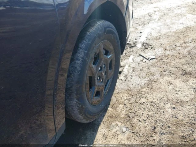 Kia Carnival MPV LXS, снимка 14 - Автомобили и джипове - 53464436