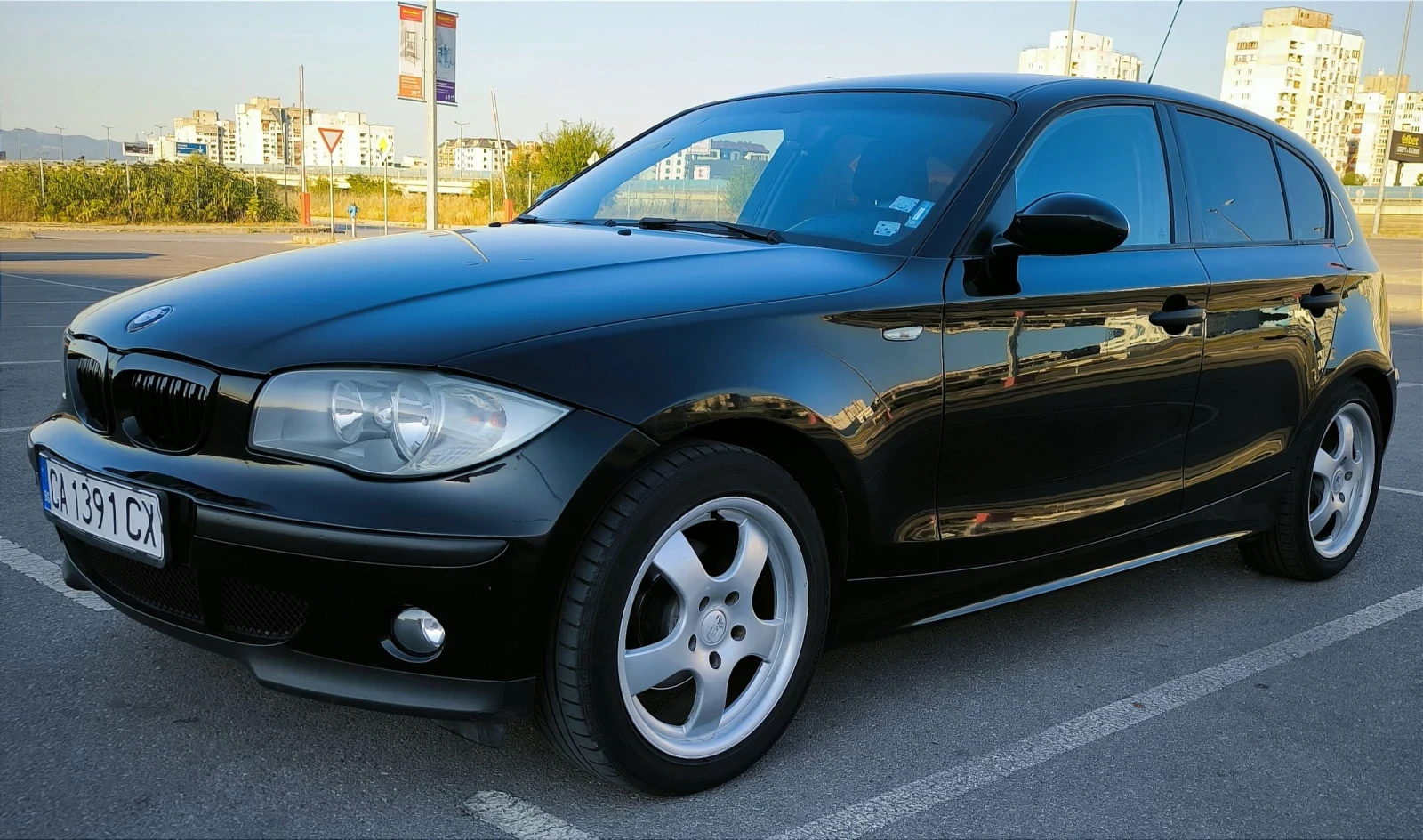 BMW 118 2.0D 122к.с. 186000км - изображение 3