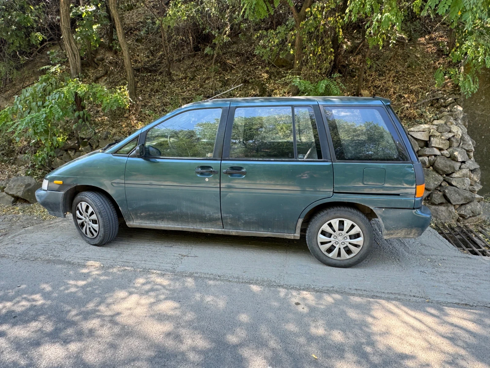 Nissan Prairie  - изображение 2
