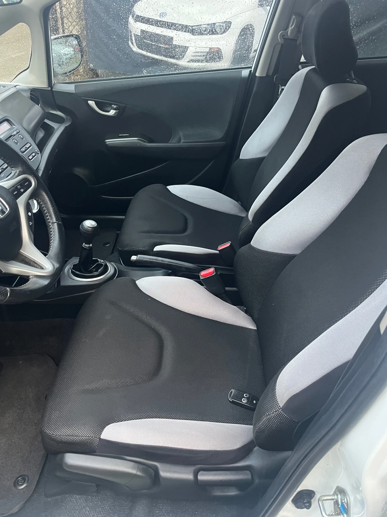 Honda Jazz 1.4 SI - SWISS - изображение 8