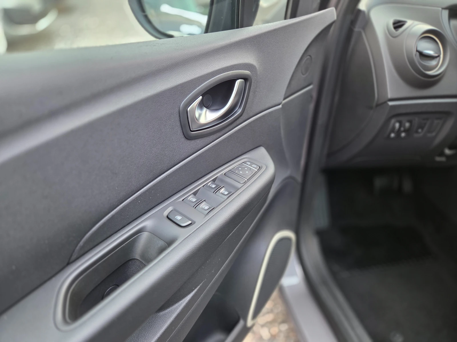 Renault Captur 1.5DCI FACE | Mobile.bg   13